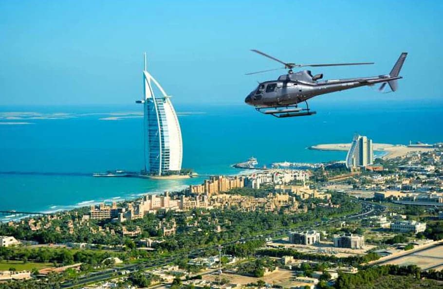 Thrilling 12-Minute Helicopter Tour Gift Box: A Unique Sky-High Adventure
