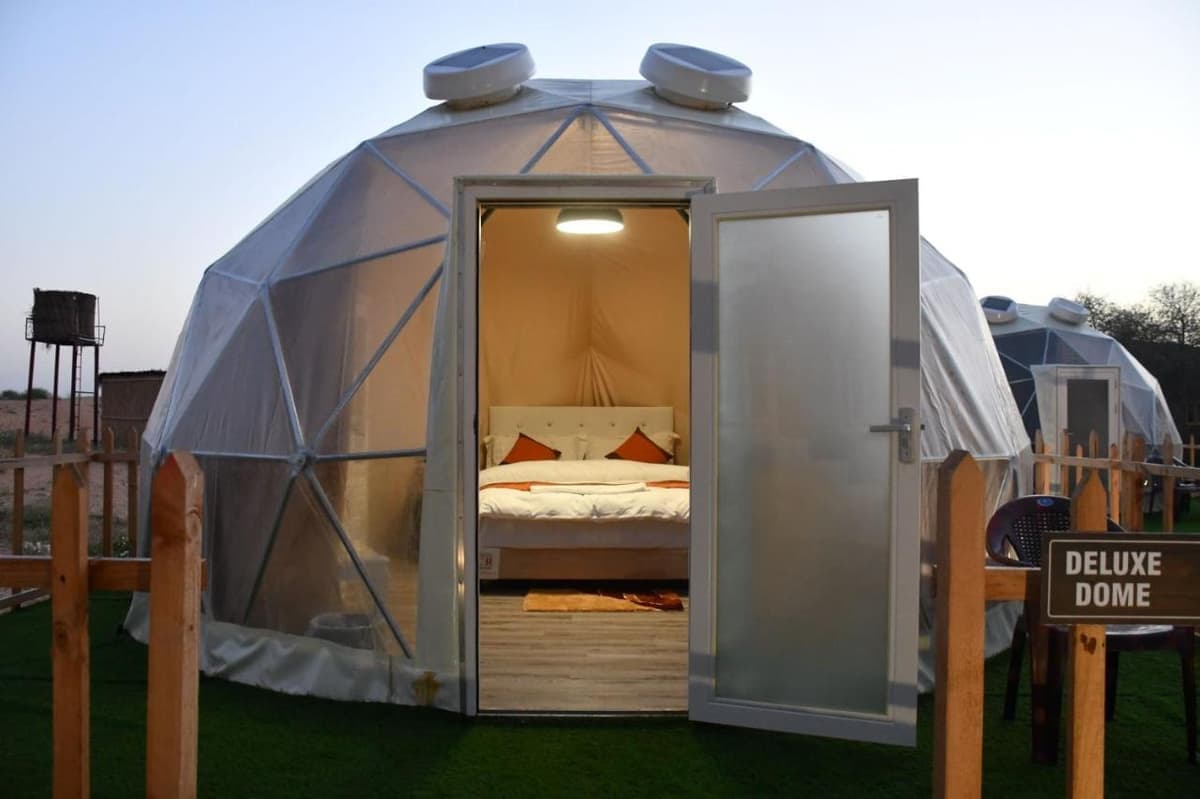 Romantic Overnight Gift Box: The Dunes Deluxe Dome Stay & Hot Air Balloon for Two